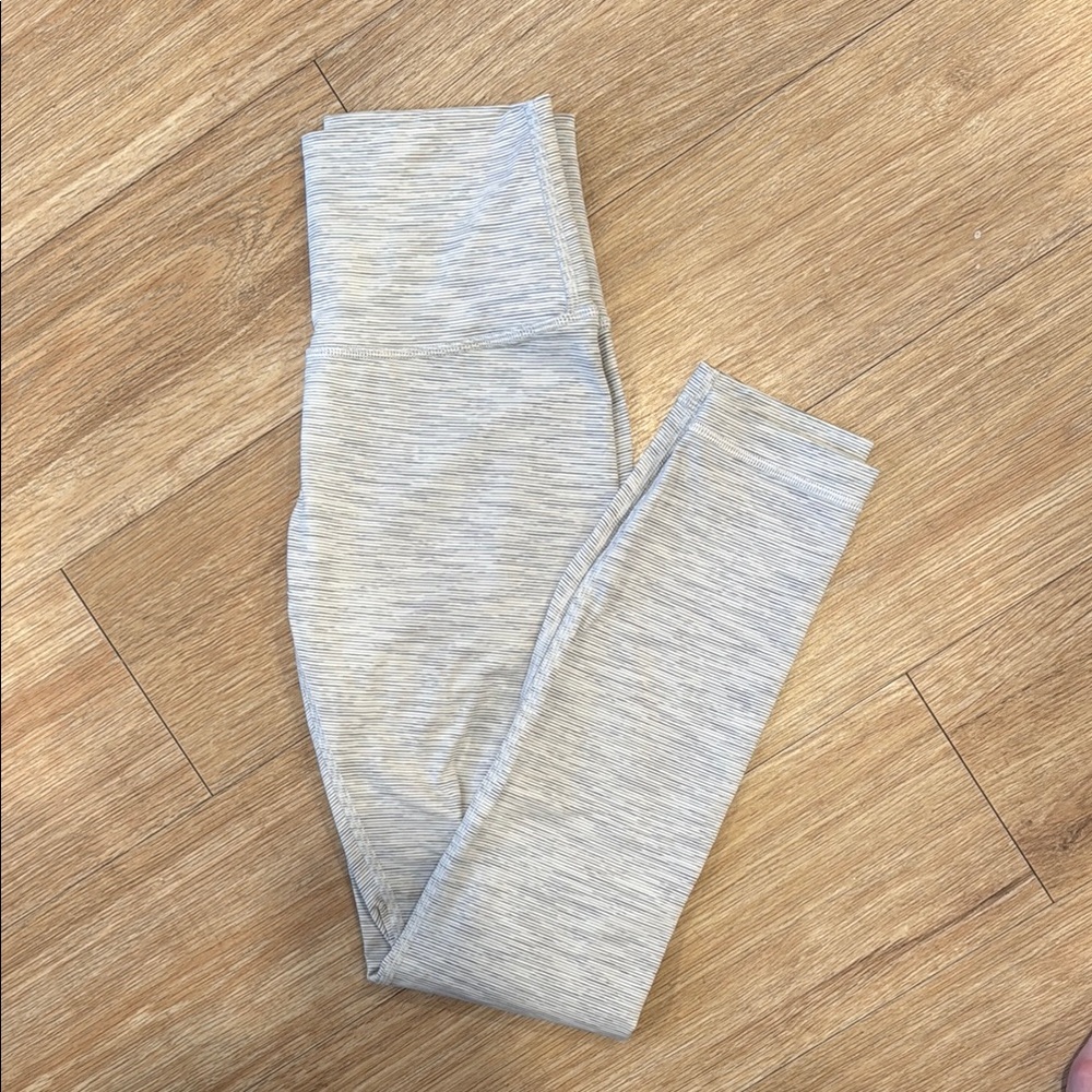 Lululemon leggings size 4